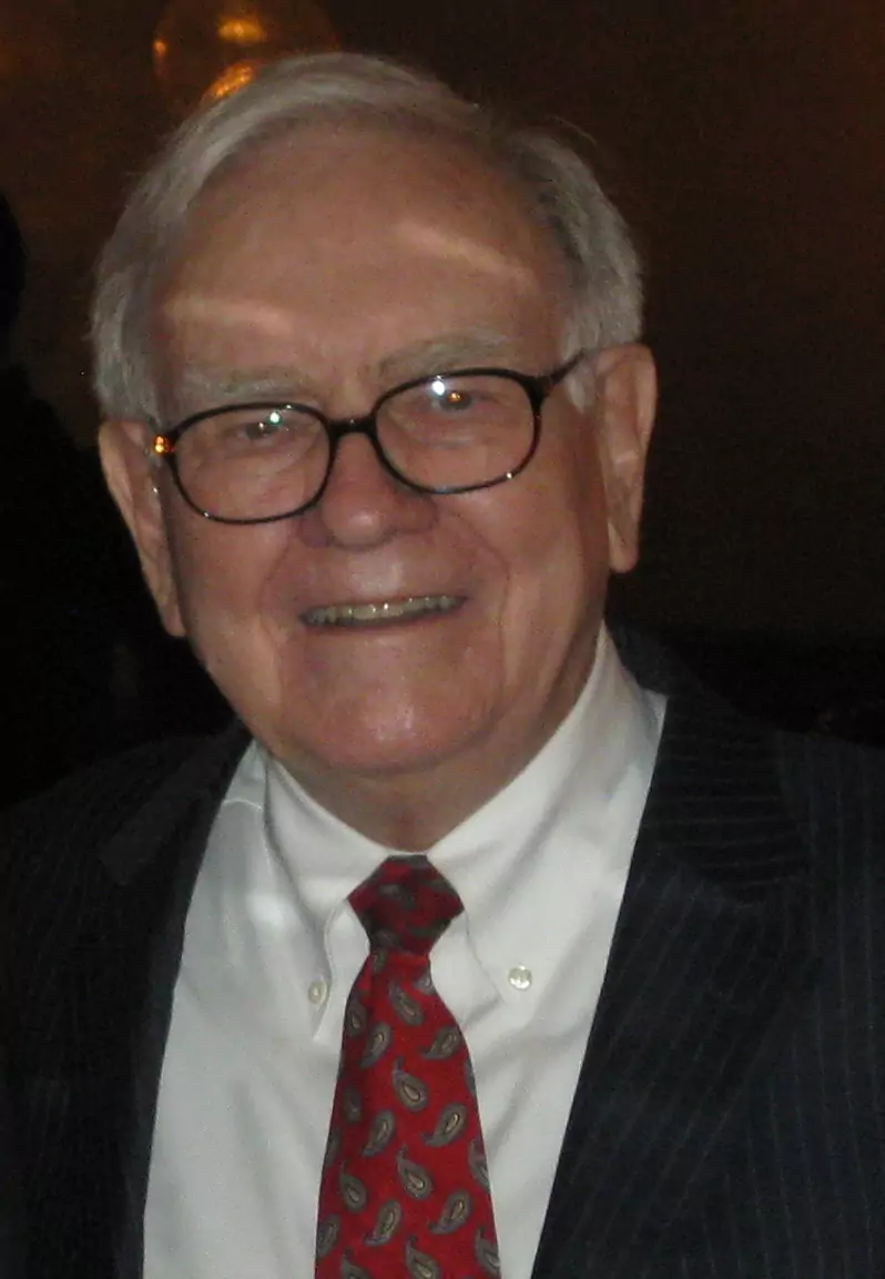 Buffett lascia il ruolo di CEO di Berkshire Hathaway e donerà le quote